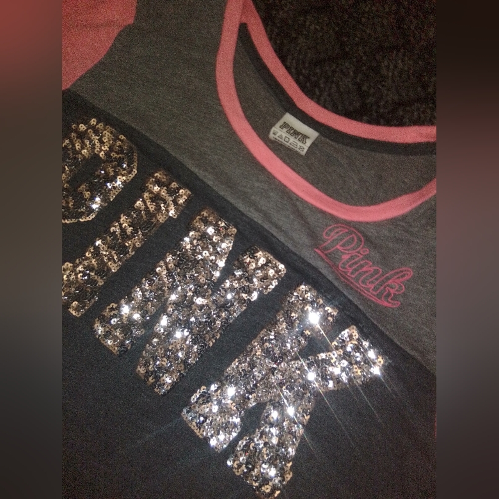 Pink sequin logo top size small